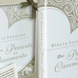 Bíblia Sagrada Presente de Casamento (Vários autores)